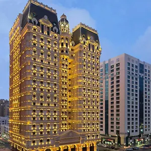 5* Ξενοδοχείο Royal Rose Abu Dhabi, A Curio Collection By Hilton Affiliated